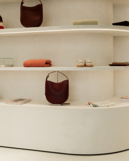  Moritz kind is a german photographer based in berlin and munich.