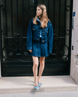  Moritz kind is a german photographer based in berlin and munich.